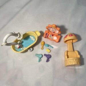 VTG LPS Grooming Spa Set • Vintage 2005 Bathtub & Vanity